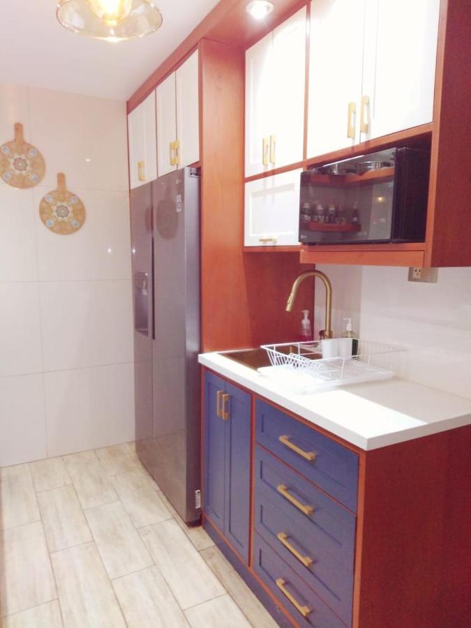 Casa Ramos Salamanca - Airport Pick Up And Drop Off Service - Homestay Lima Eksteriør billede